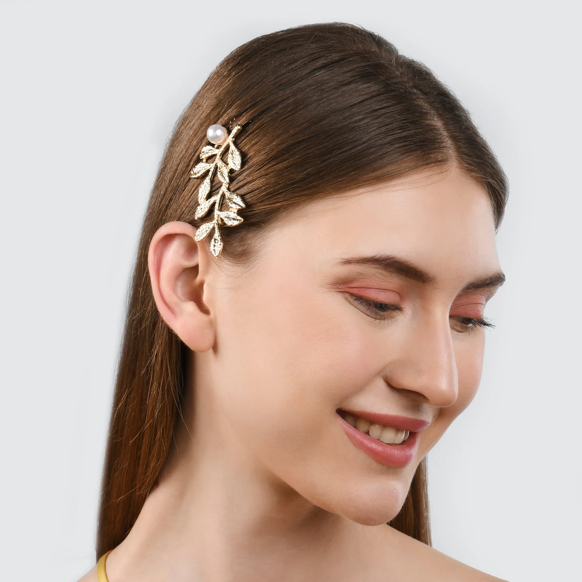 Accessorize London Women's Gold Brushed Leaf Hair Clip