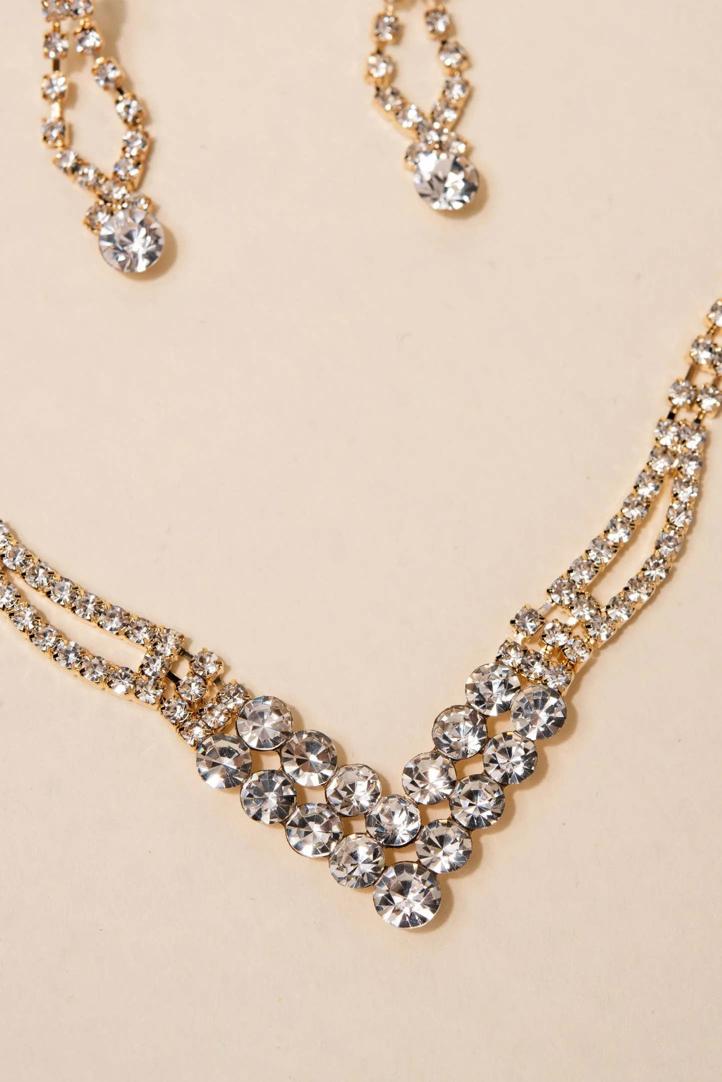 Anna Rhinestone V Necklace Set