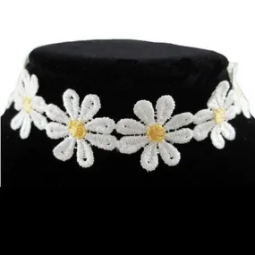 Daisy Days of Summer Choker Necklace