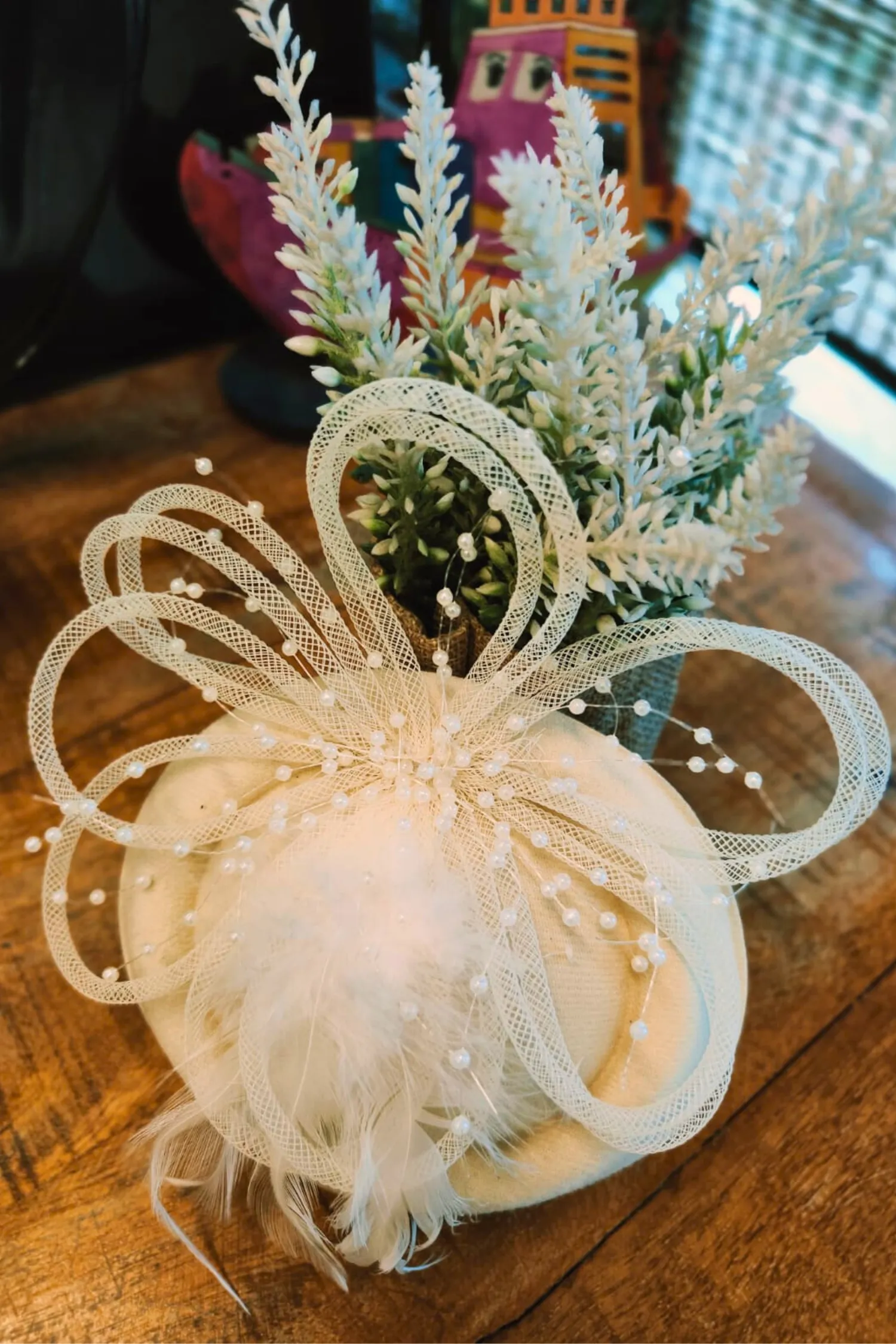 Derby Pearl White Fascinator