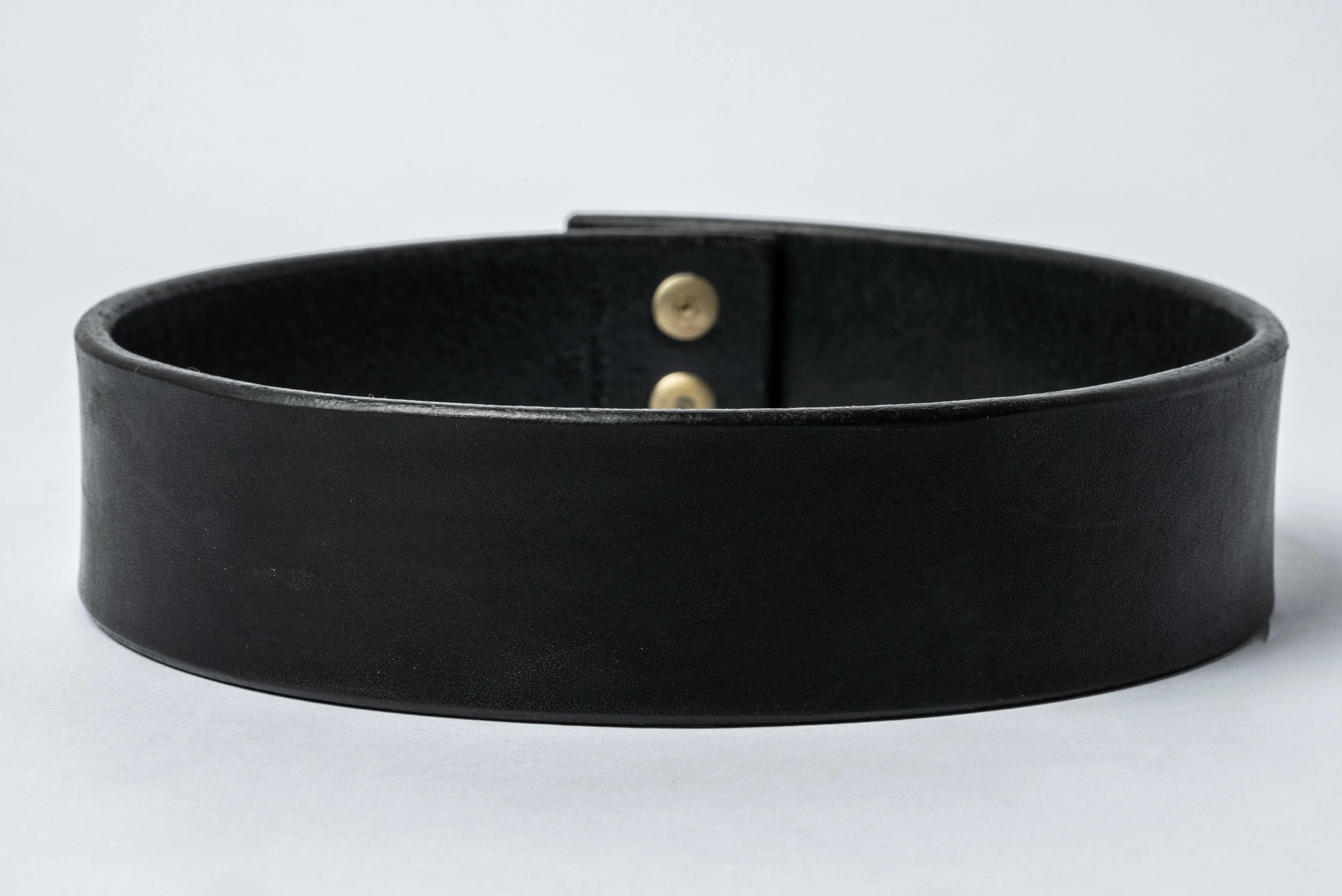 Leather Charm Choker (30mm, MR BLK)