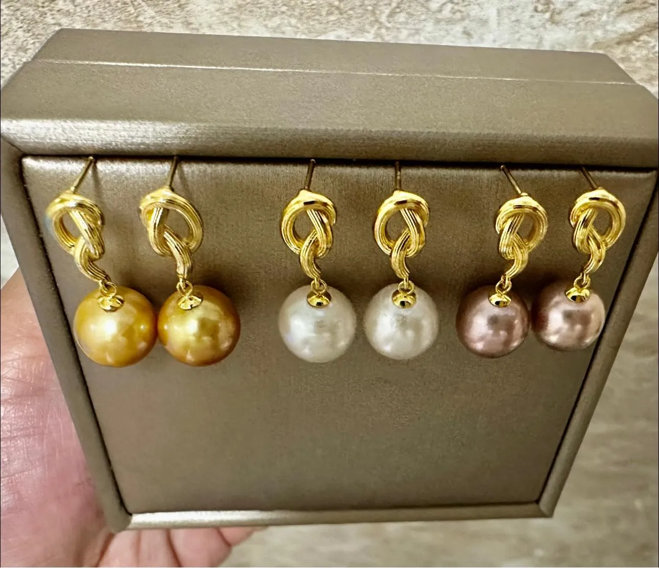 Lucky Knot South Sea Pearl Dangling Earrings 18K