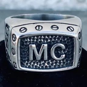 MC Ring with Screws - R196