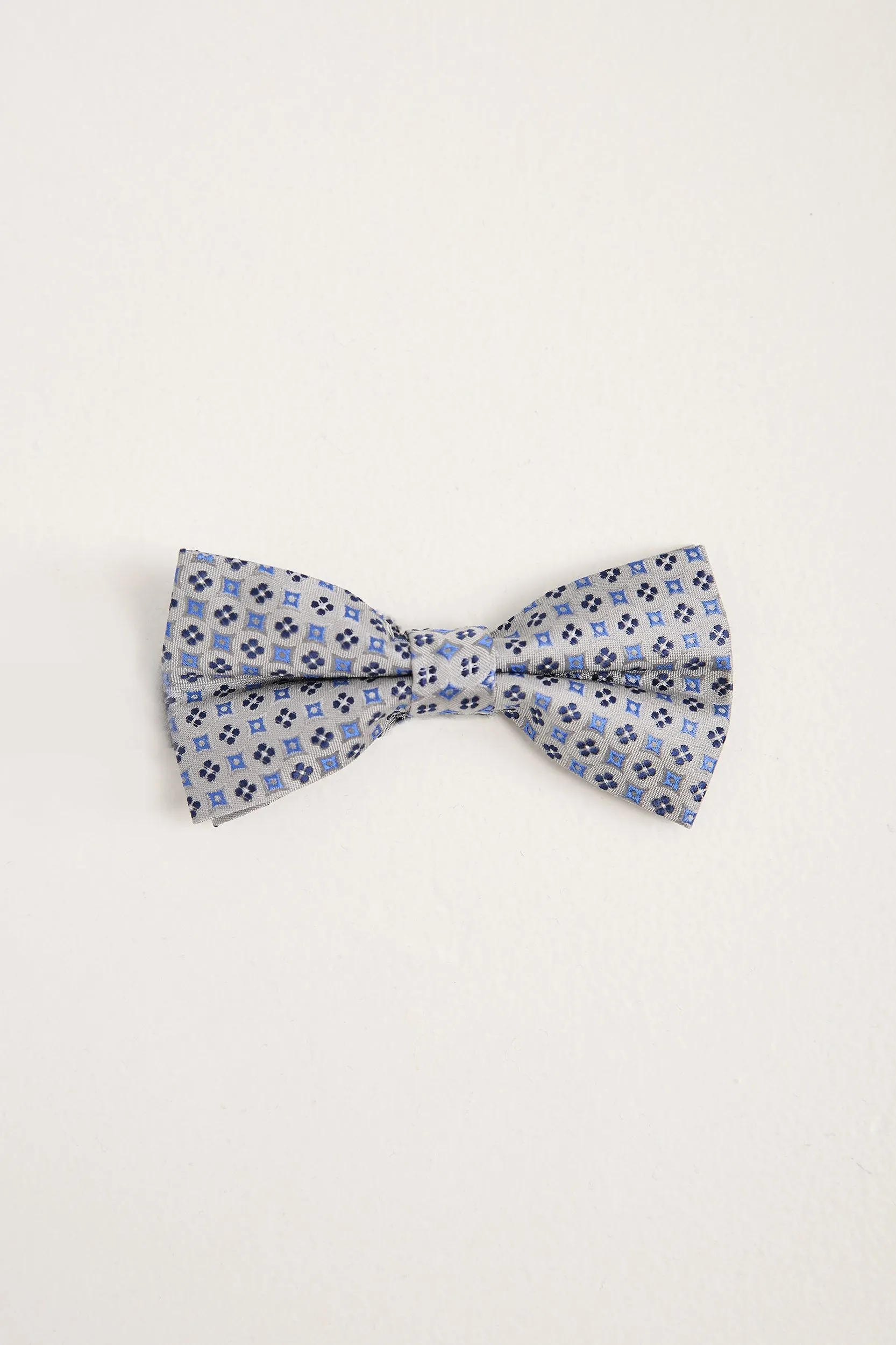 Micro pattern silk bow tie