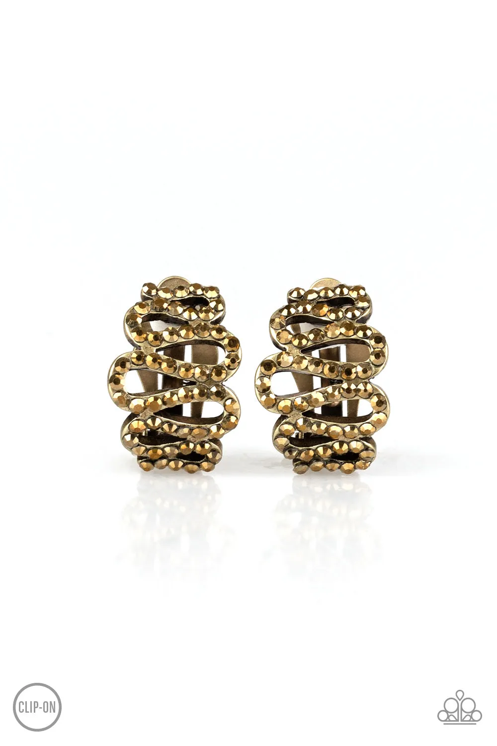 Paparazzi Idol Shine - Brass Clip On Earrings