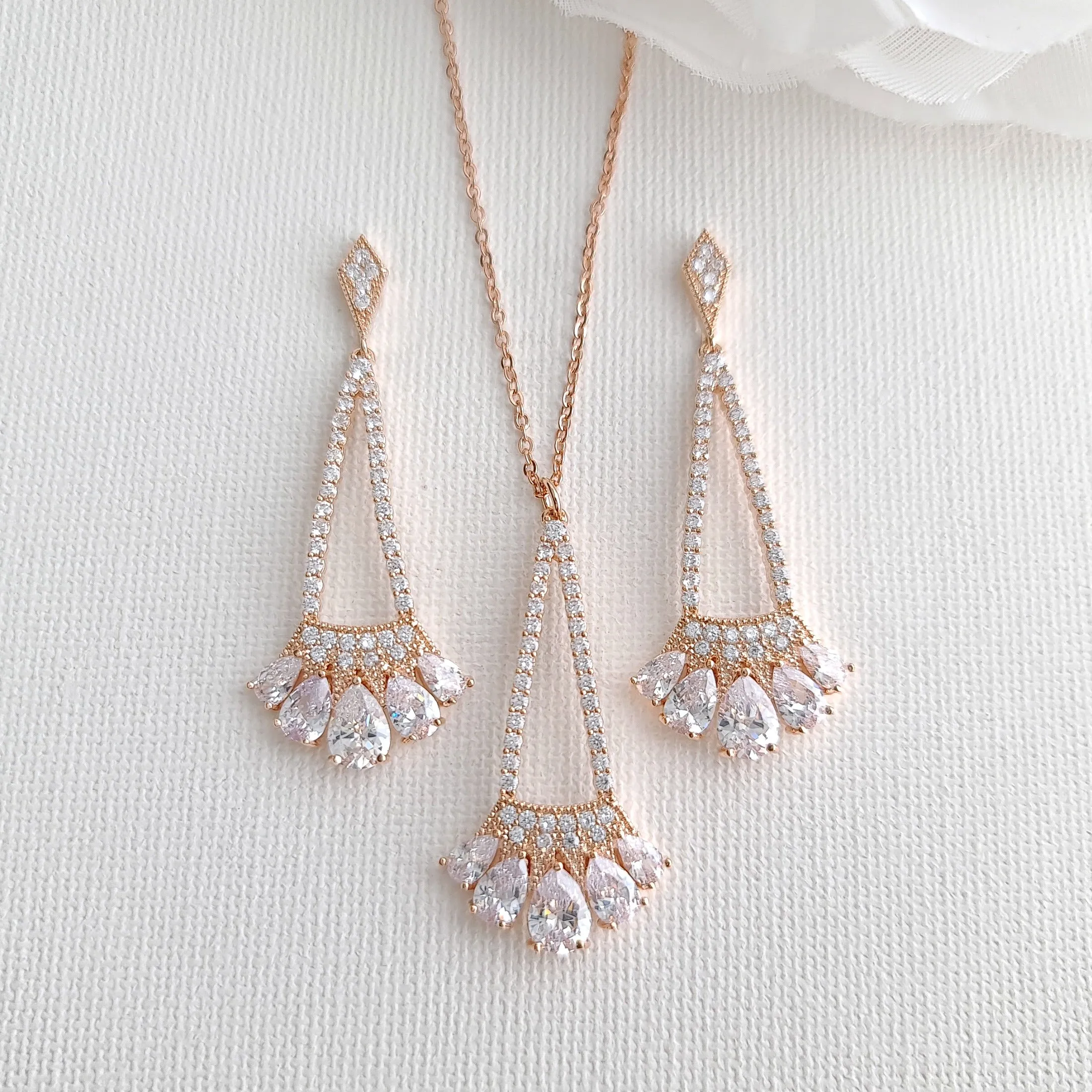 Pendant and Earrings Set in Rose Gold -Sydney