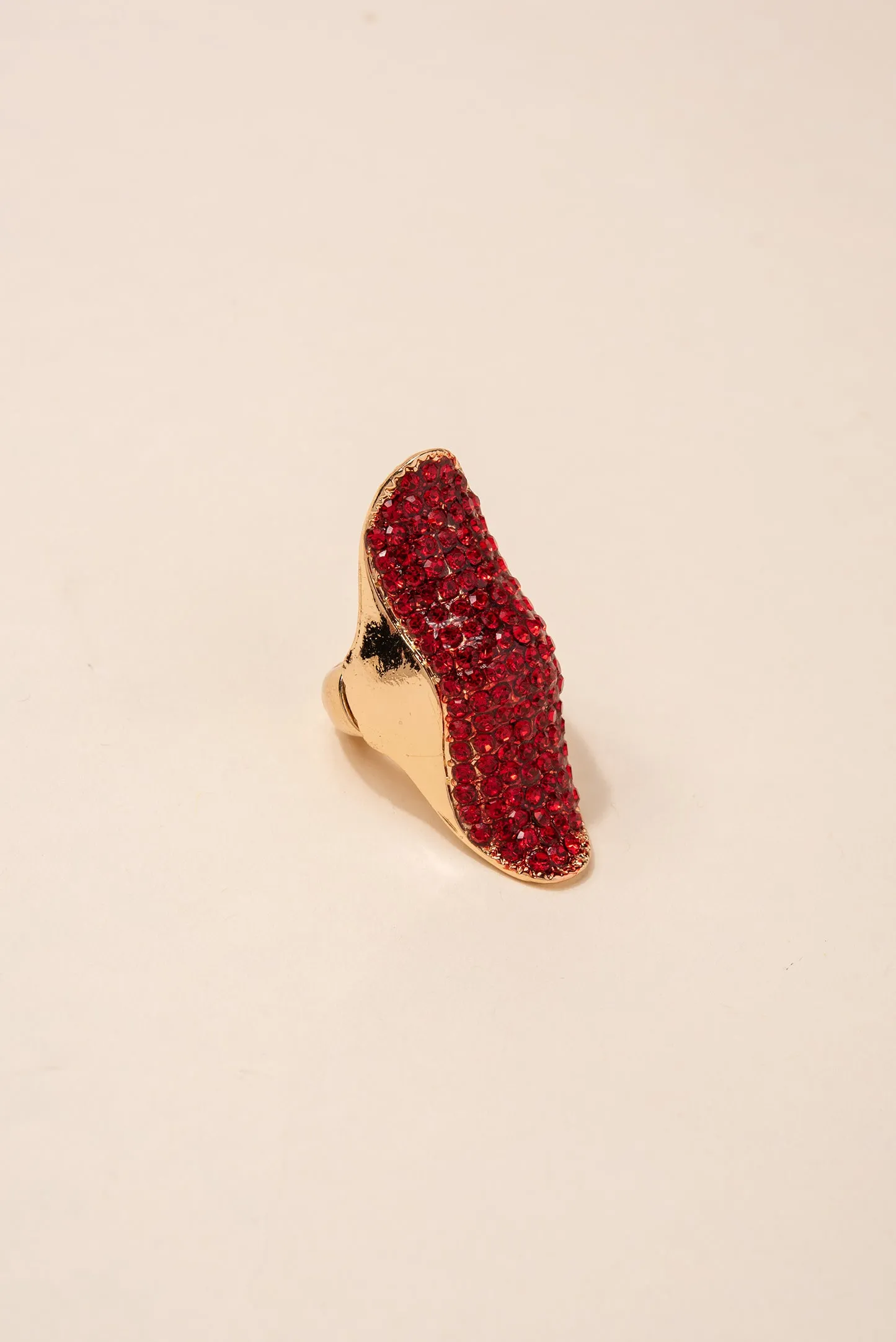 Raya Shield Ring