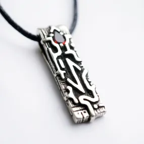 Rune pendant EIHWAZ